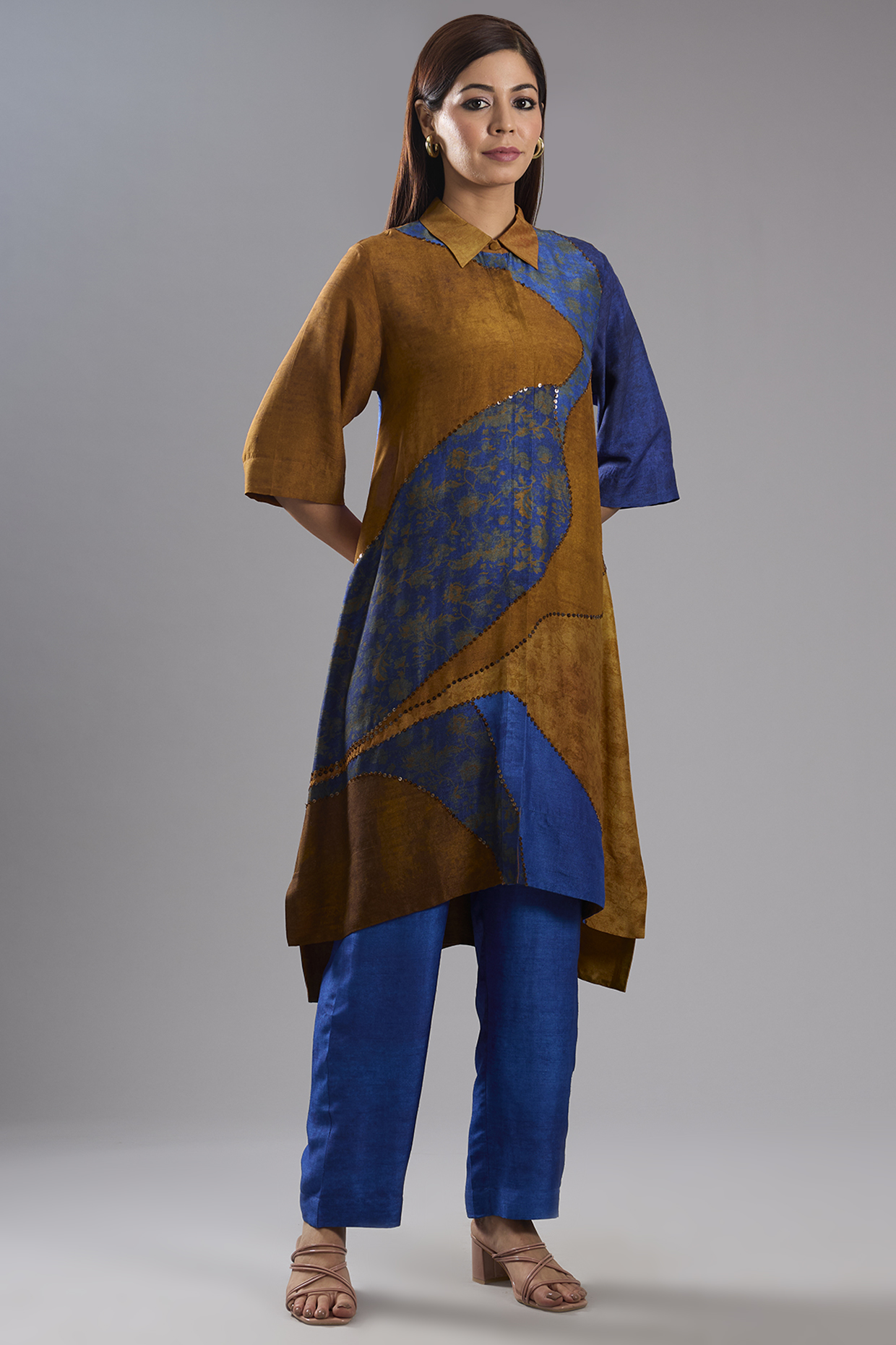Blue Dupion Silk Abstract Printed Tunic Kurta Set by CLOS at Pernia's Pop Up Shop