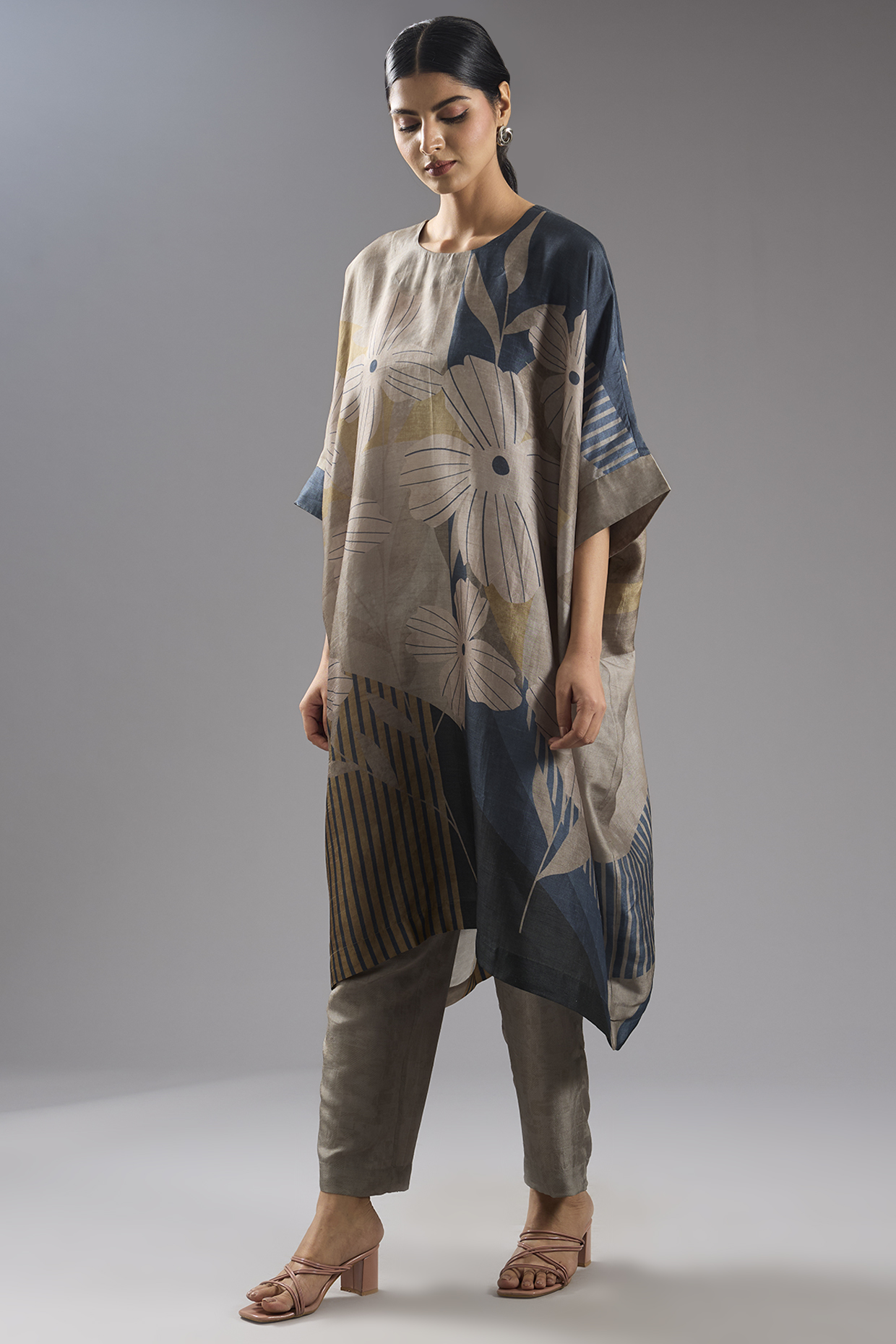 Grey Dupion Silk Abstract Printed Kaftan Set by CLOS at Pernia's Pop Up Shop