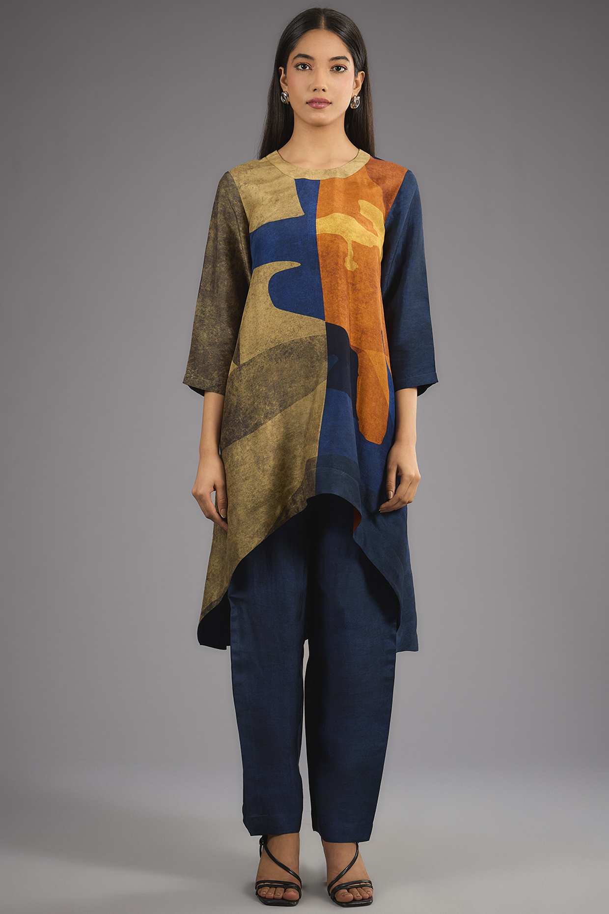Blue Dupion Silk Abstract Geometric Printed Kurta Set by CLOS at Pernia's Pop Up Shop