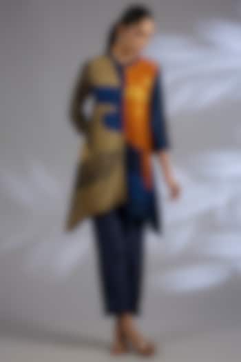 Blue Dupion Silk Shaded Kurta Set by CLOS at Pernia's Pop Up Shop