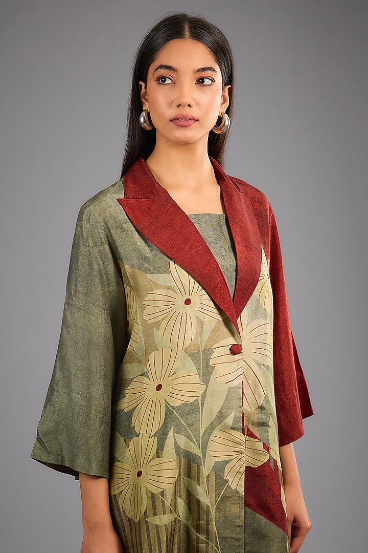 Green Dupion Silk Abstract Geometric Printed Kurta Set by CLOS at Pernia's Pop Up Shop