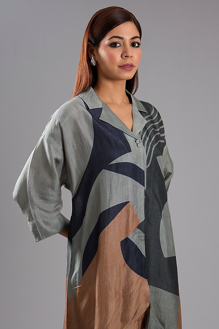 Grey Dupion Silk Abstract Printed Tunic Kurta Set by CLOS at Pernia's Pop Up Shop