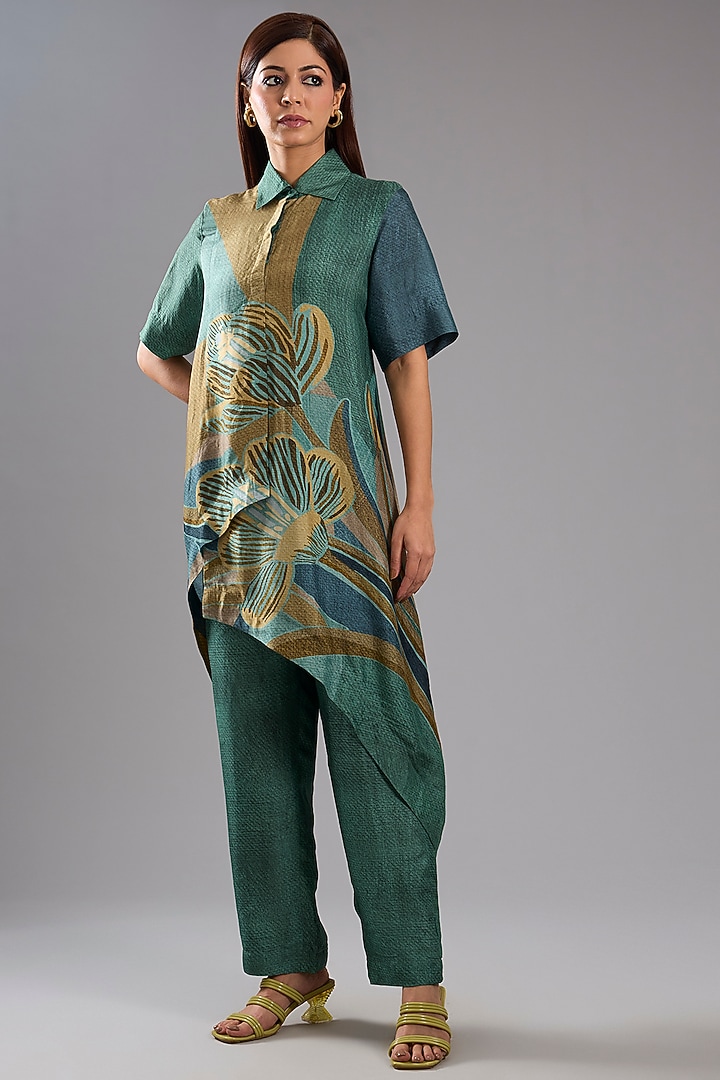 Green Dupion Silk Abstract Printed Tunic Kurta Set by CLOS at Pernia's Pop Up Shop