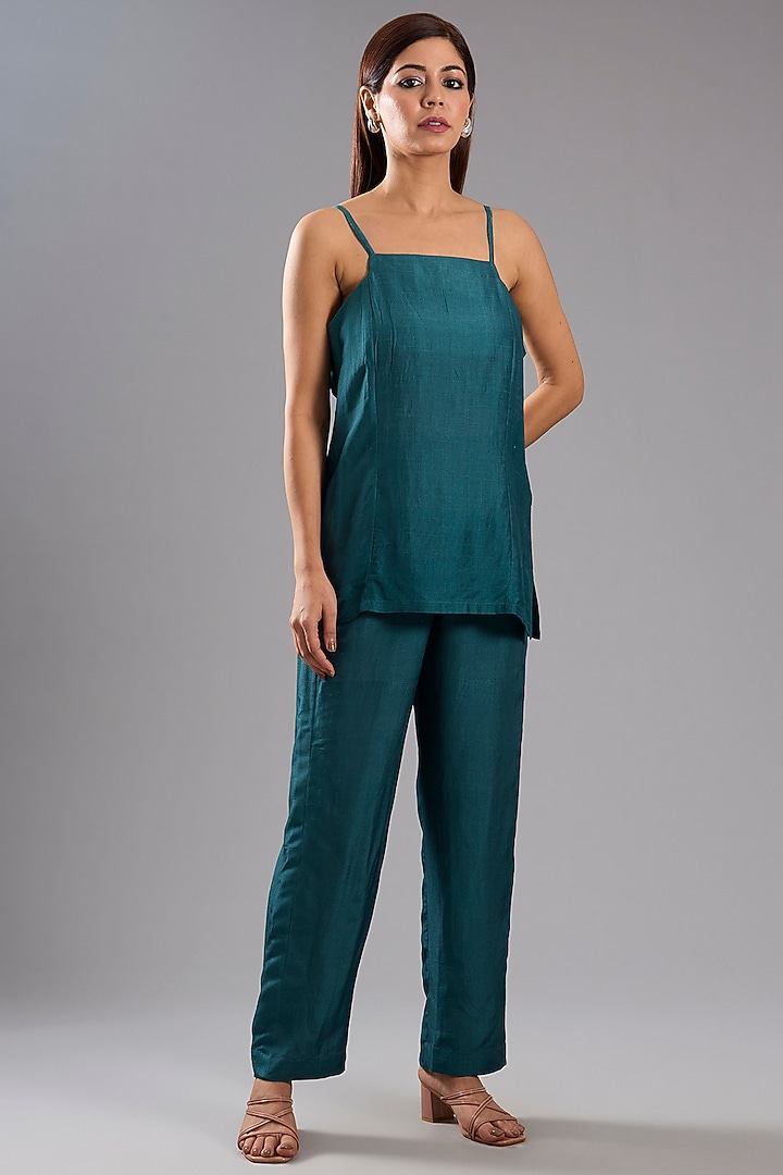 Green Dupion Silk Abstract Printed Tunic Kurta Set by CLOS at Pernia's Pop Up Shop