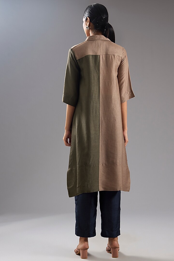Grey Dupion Silk Abstract Printed Tunic Kurta Set by CLOS at Pernia's Pop Up Shop
