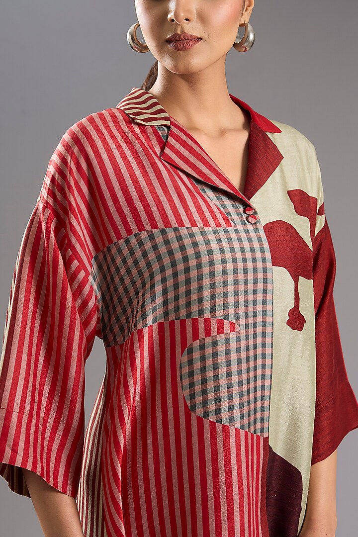 Red Dupion Silk Abstract Printed Tunic Kurta Set by CLOS at Pernia's Pop Up Shop