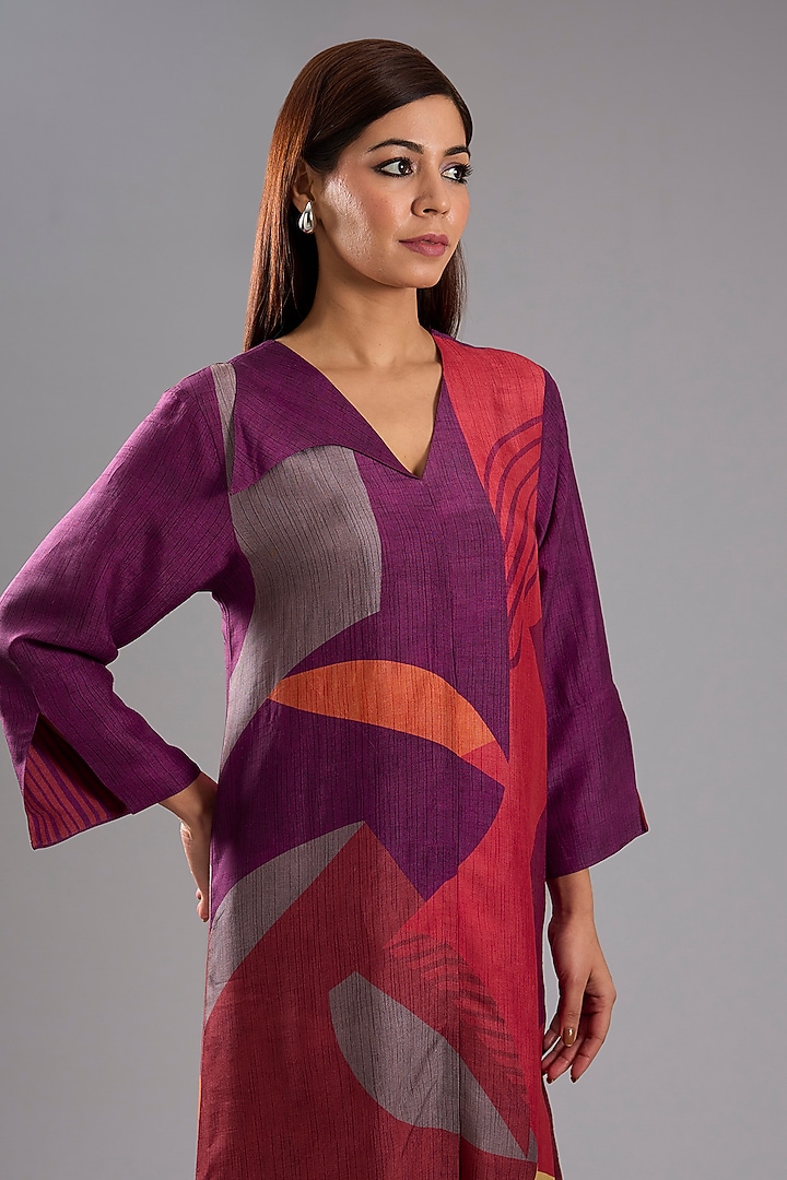 Wine Dupion Silk Abstract Printed Kurta Set by CLOS at Pernia's Pop Up Shop