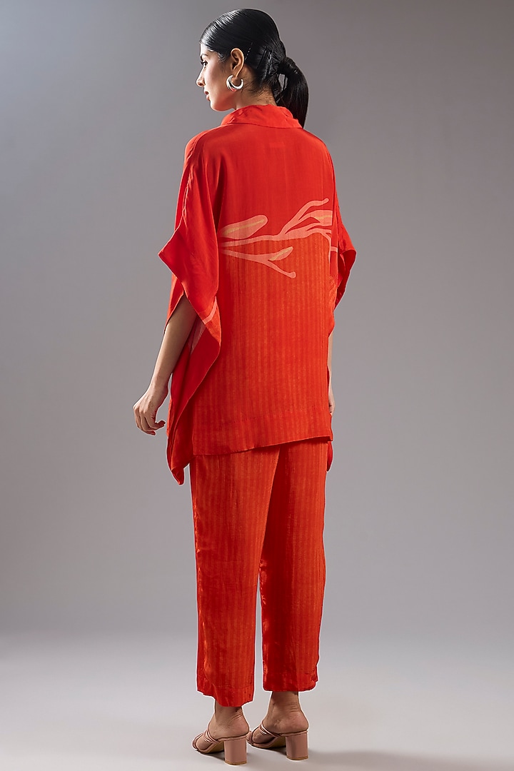 Red Silk Crepe Abstract Printed Kurta Set by CLOS at Pernia's Pop Up Shop