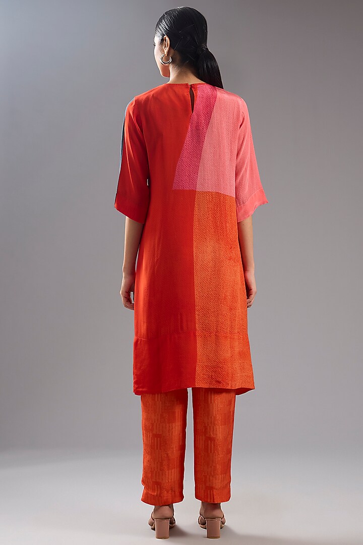 Red Silk Crepe Abstract Printed Kurta Set by CLOS at Pernia's Pop Up Shop