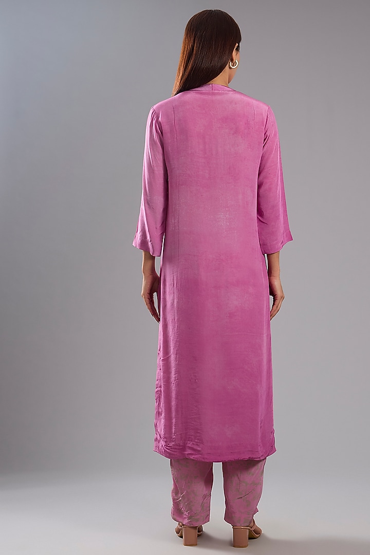Pink Silk Crepe Abstract Printed Kurta Set by CLOS at Pernia's Pop Up Shop