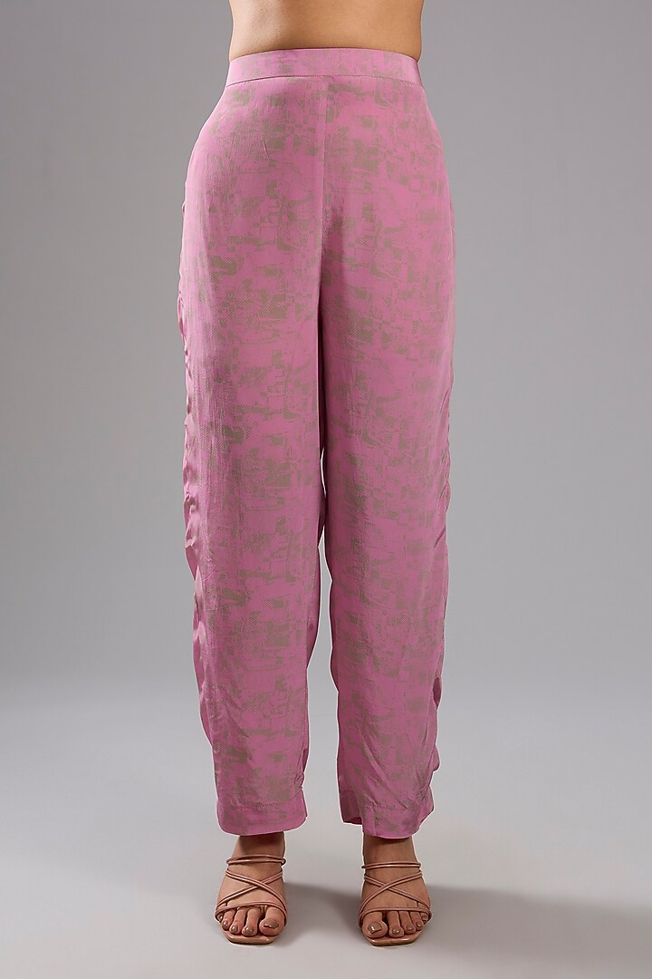 Pink Silk Crepe Abstract Printed Kurta Set by CLOS at Pernia's Pop Up Shop
