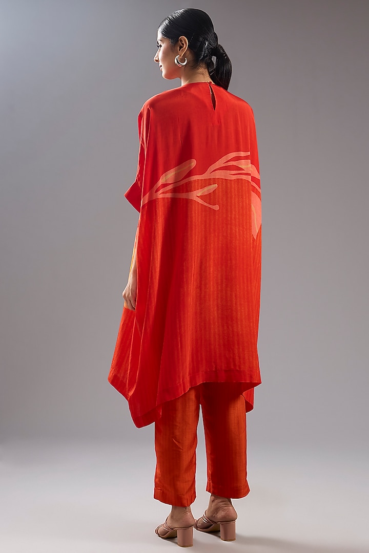 Red Silk Crepe Abstract Printed Tunic Kurta Set by CLOS at Pernia's Pop Up Shop