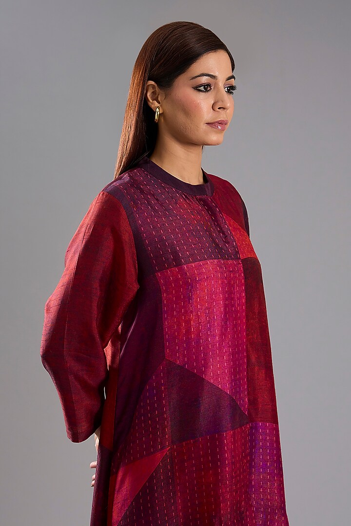 Red Dupion Silk Abstract Printed Tunic Kurta Set by CLOS at Pernia's Pop Up Shop