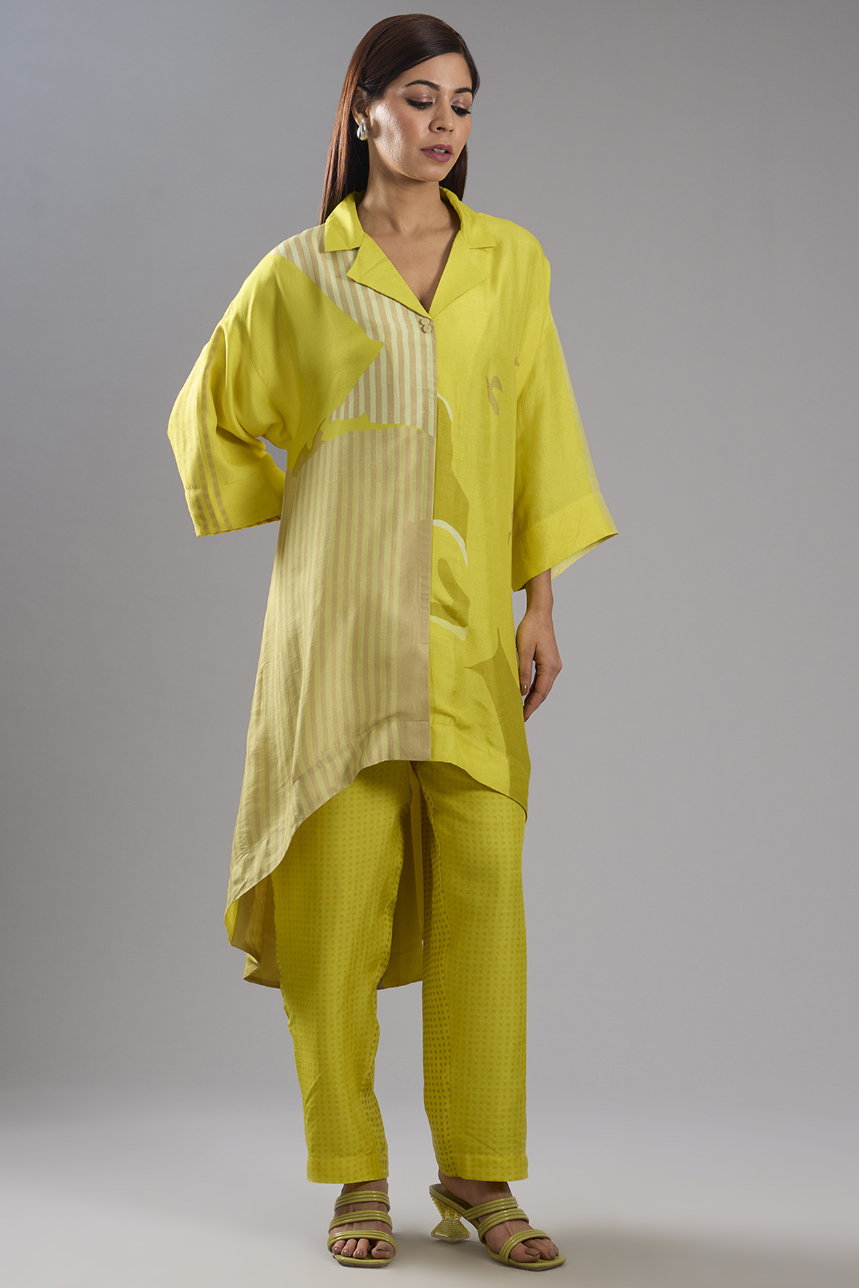 Yellow Dupion Silk Abstract Printed Tunic Kurta Set by CLOS at Pernia's Pop Up Shop