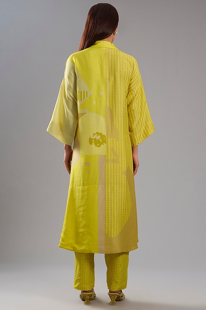 Yellow Dupion Silk Abstract Printed Tunic Kurta Set by CLOS at Pernia's Pop Up Shop