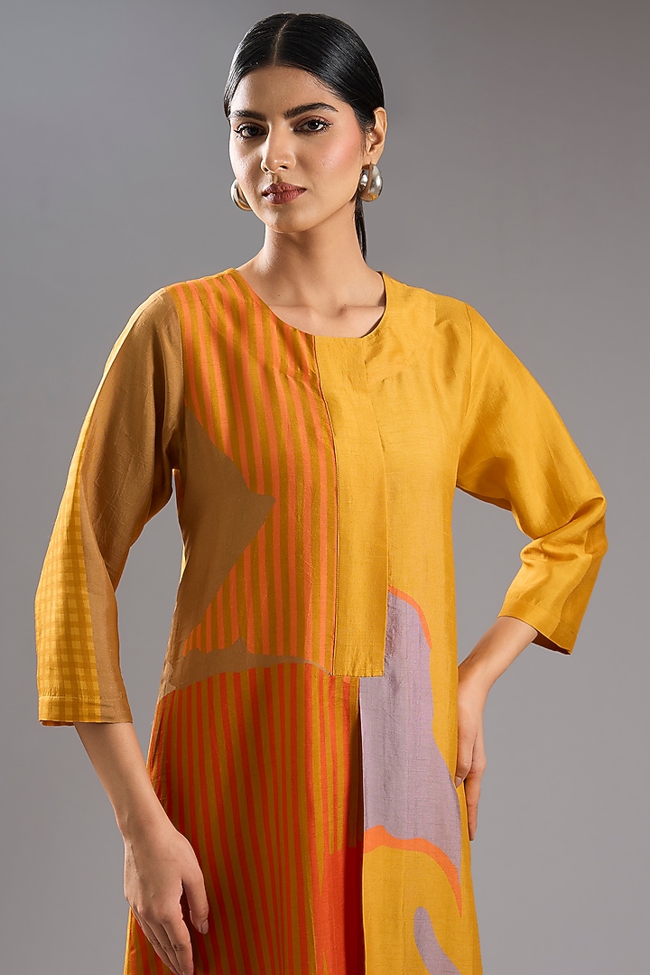 Orange Dupion Silk Abstract Printed Tunic Kurta Set by CLOS at Pernia's Pop Up Shop
