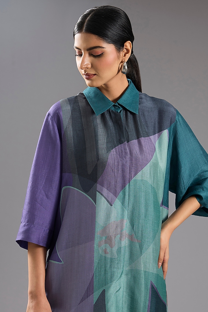 Green Dupion Silk Abstract Printed Kurta Set by CLOS at Pernia's Pop Up Shop