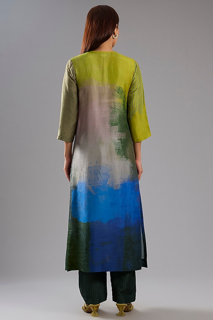 Green Dupion Silk Abstract Printed Tunic Kurta Set by CLOS at Pernia's Pop Up Shop