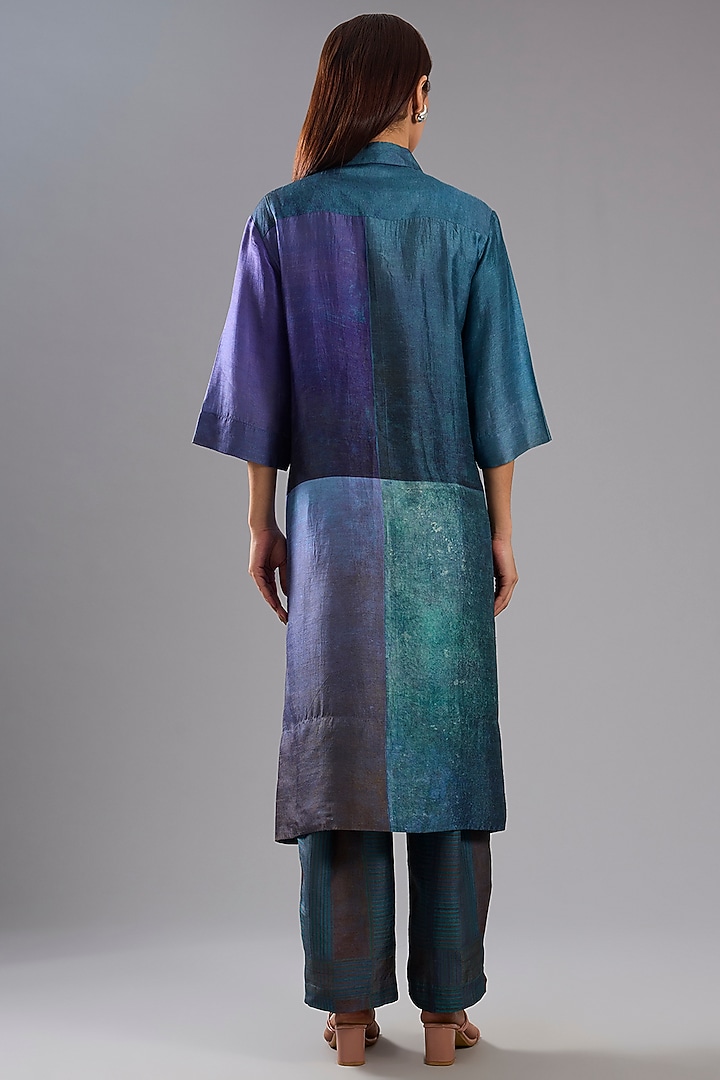 Blue Dupion Silk Abstract Printed Kurta Set by CLOS at Pernia's Pop Up Shop