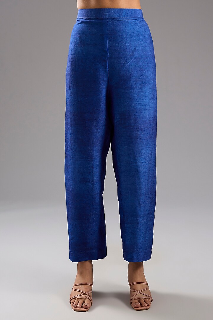 Blue Dupion Silk Abstract Printed Tunic Kurta Set by CLOS at Pernia's Pop Up Shop