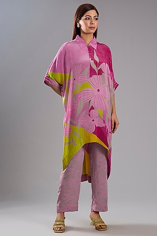 Pink Silk Crepe Abstract Printed Kaftan Set by CLOS