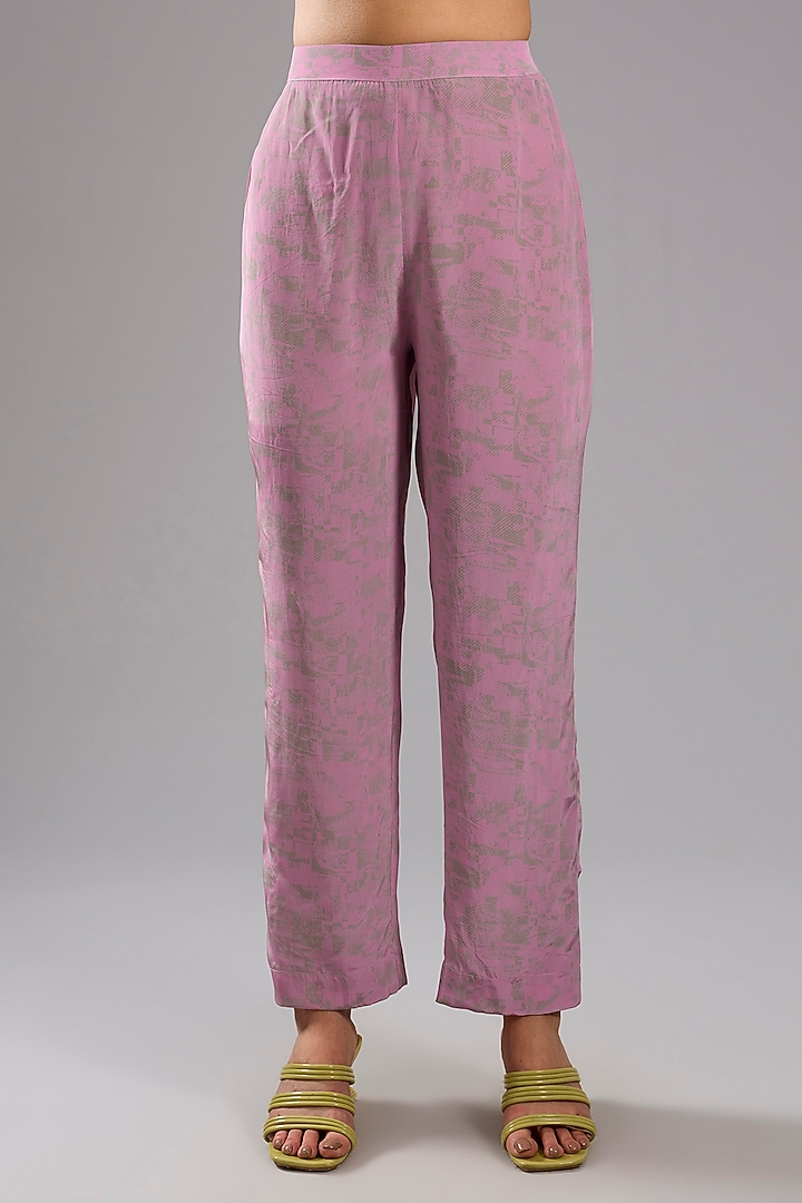 Pink Silk Crepe Abstract Printed Kaftan Set by CLOS at Pernia's Pop Up Shop