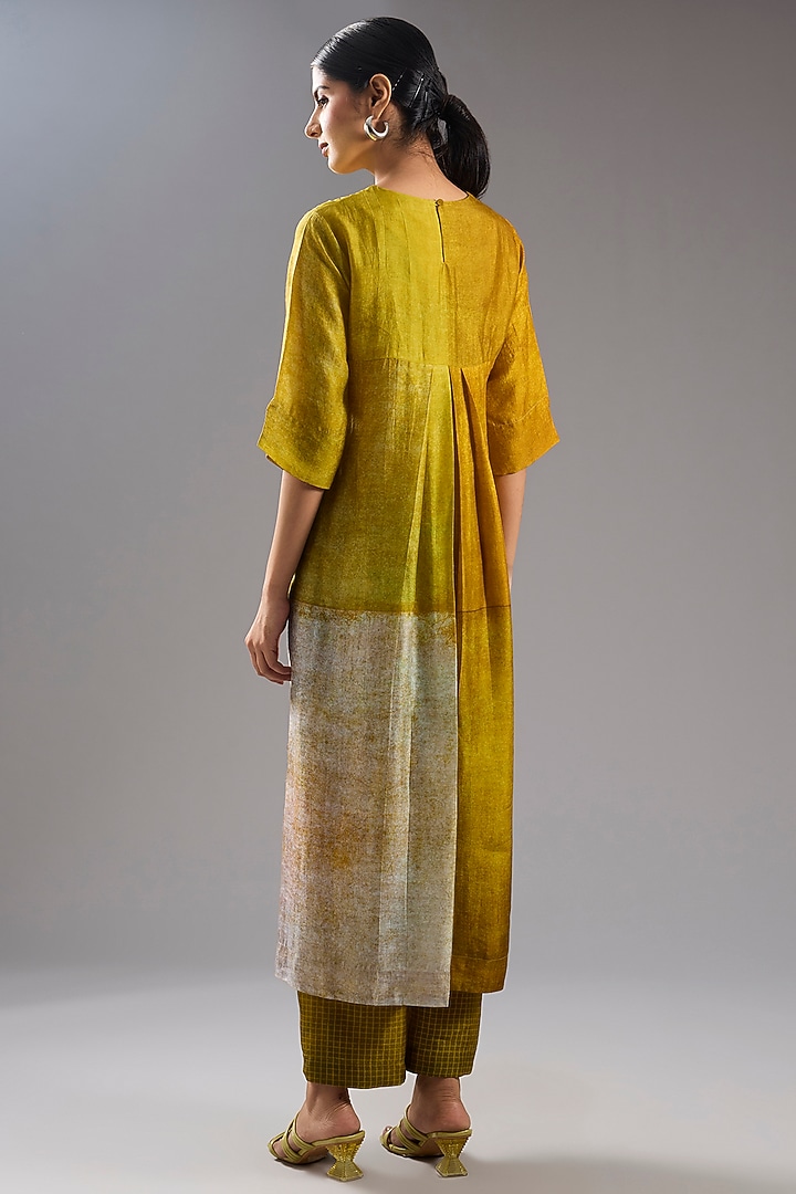 Yellow Dupion Silk Abstract Printed Kurta Set by CLOS at Pernia's Pop Up Shop