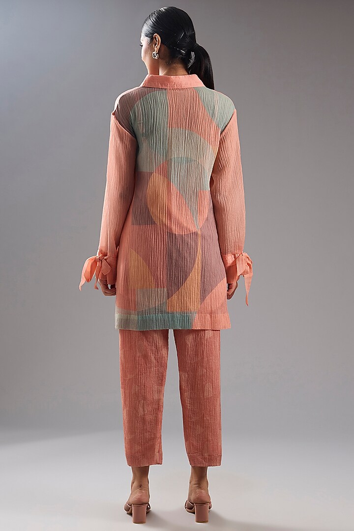Peach Shimmer Cupro Abstract Printed Tunic Kurta Set by CLOS at Pernia's Pop Up Shop
