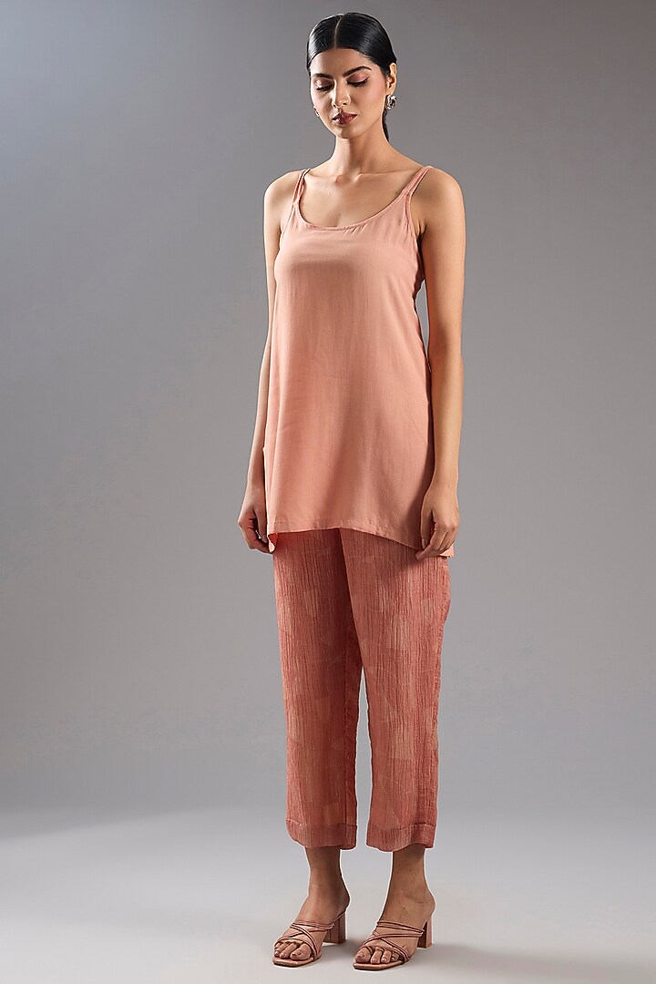 Peach Shimmer Cupro Abstract Printed Tunic Kurta Set by CLOS at Pernia's Pop Up Shop