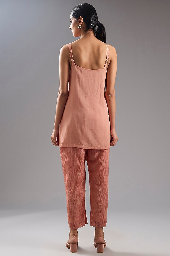 Peach Shimmer Cupro Abstract Printed Tunic Kurta Set by CLOS at Pernia's Pop Up Shop