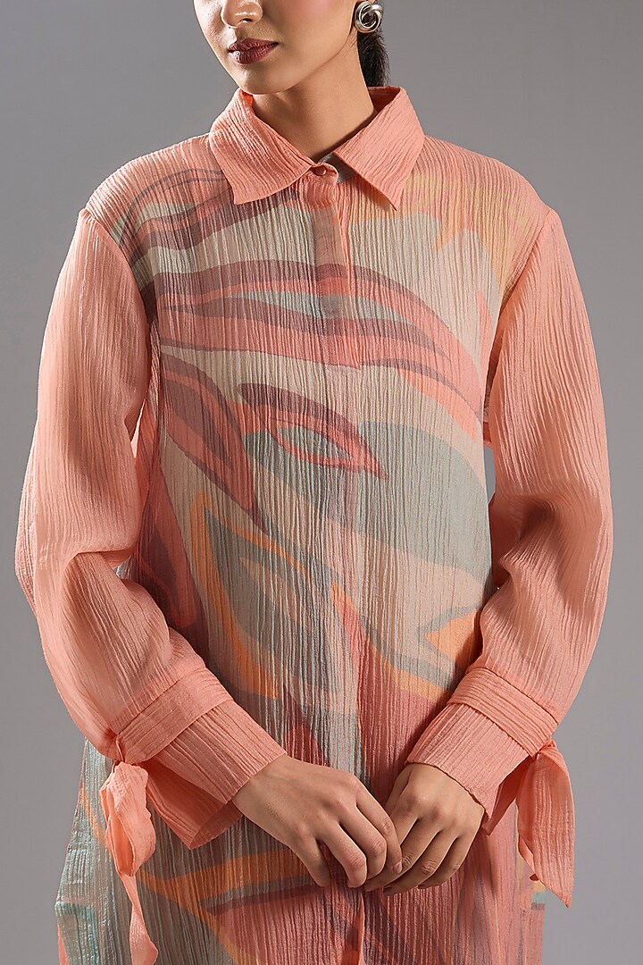 Peach Shimmer Cupro Abstract Printed Tunic Kurta Set by CLOS at Pernia's Pop Up Shop