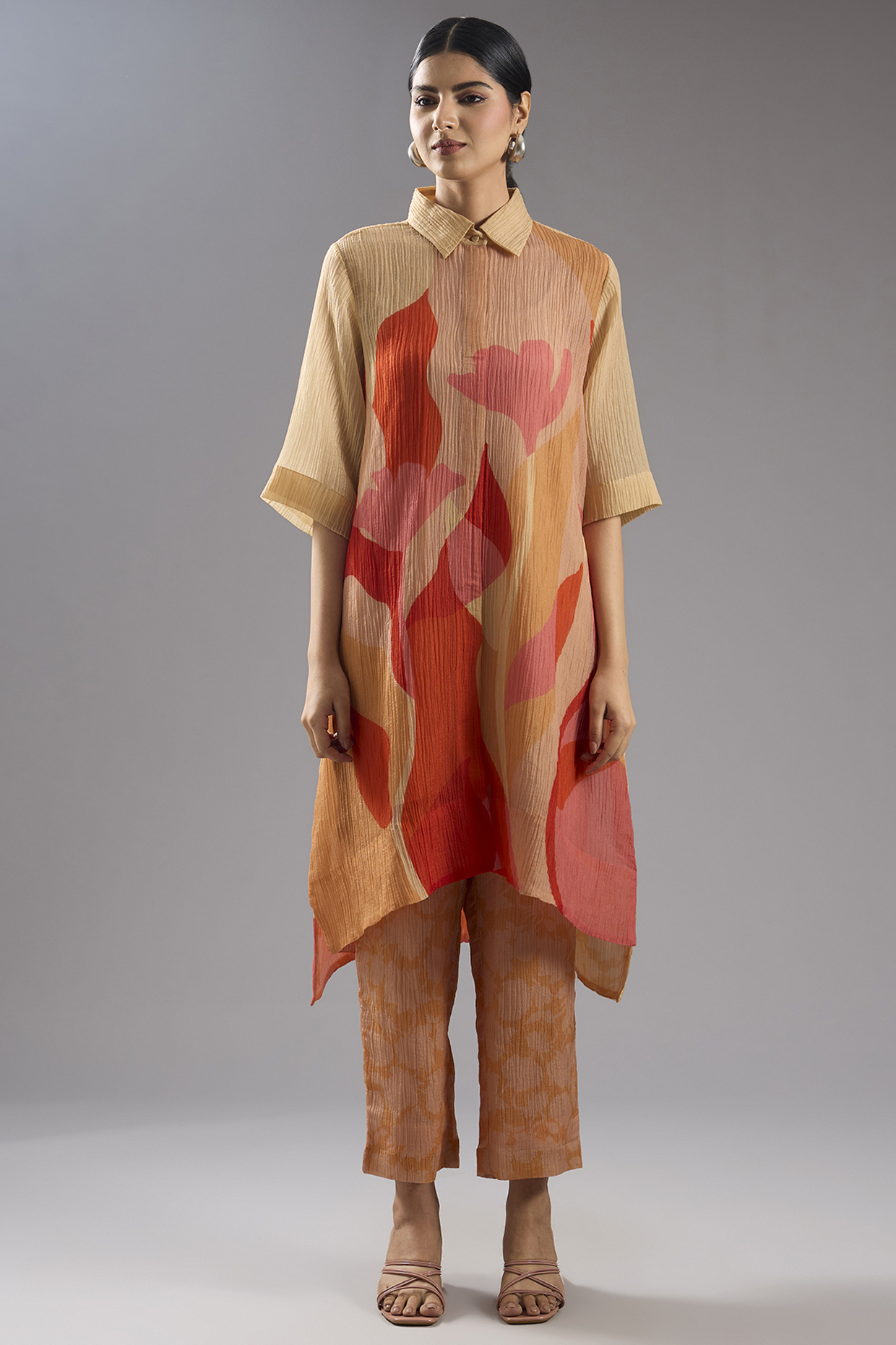 Peach Shimmer Cupro Abstract Printed Tunic Kurta Set by CLOS at Pernia's Pop Up Shop