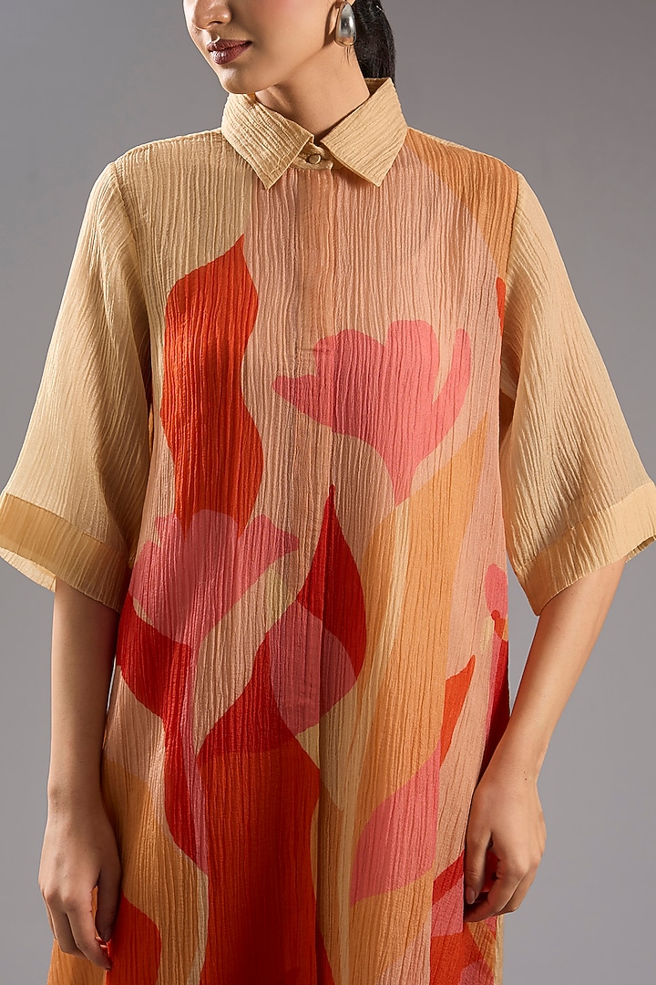 Peach Shimmer Cupro Abstract Printed Tunic Kurta Set by CLOS at Pernia's Pop Up Shop