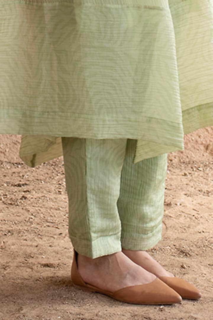 Mint Green Shimmer Cupro Wrinkle Abstract Printed A-Line Kurta Set by CLOS at Pernia's Pop Up Shop