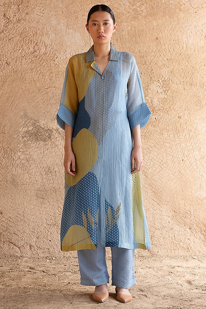 Blue Japanese Fabric & Shimmer Cupro Wrinkle Kurta Set by CLOS