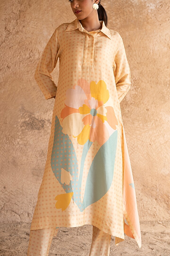 Light Peach Dupion Silk A-Line Kurta Set by CLOS at Pernia's Pop Up Shop
