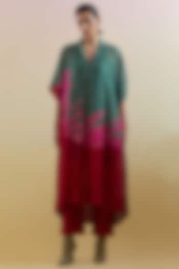 Green & Pink Linen Silk Embellished Kurta Set by CLOS at Pernia's Pop Up Shop