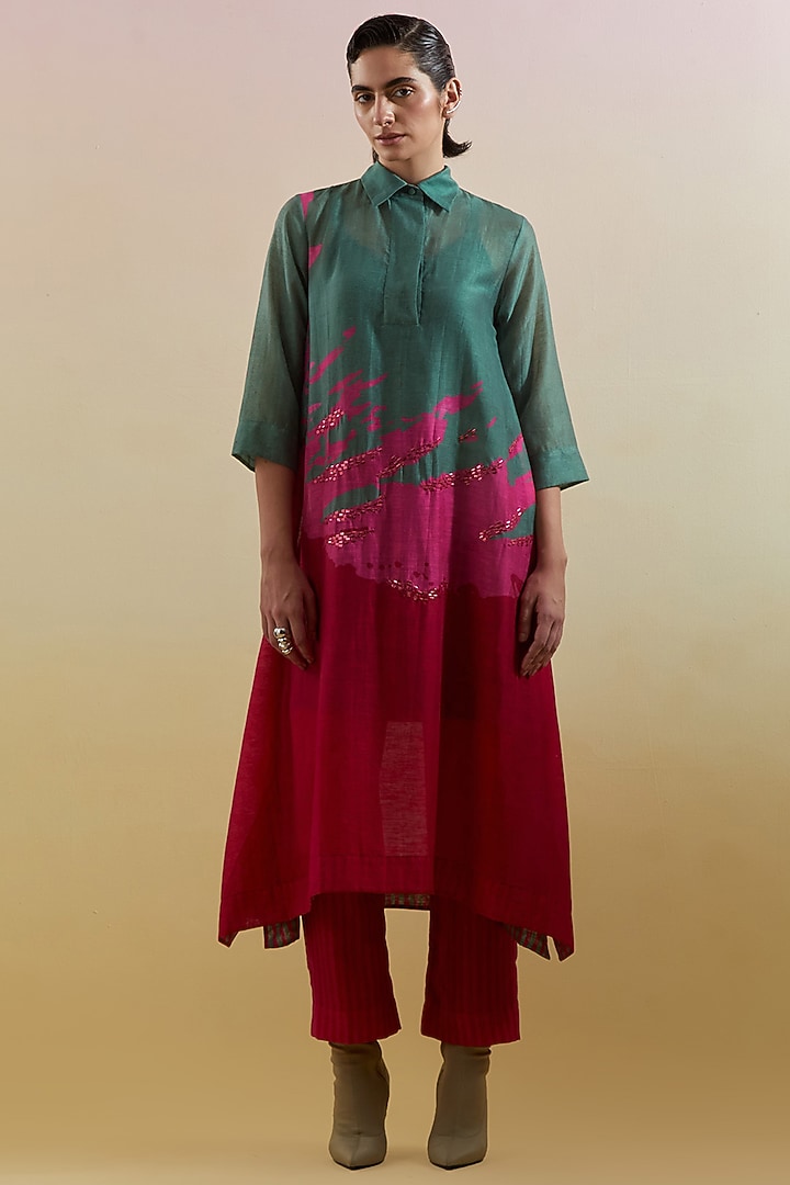 Green & Pink Linen Silk Embellished Kurta Set by CLOS at Pernia's Pop Up Shop