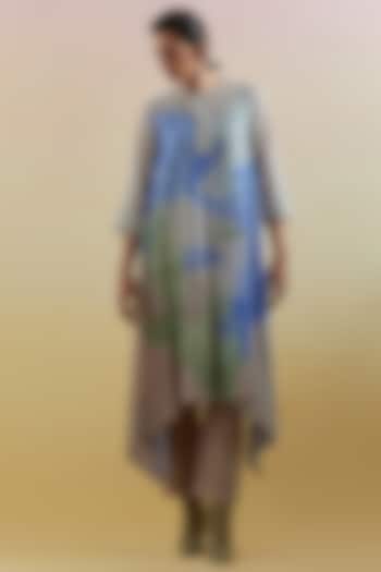 Beige & Blue Linen Silk Embellished Kurta Set by CLOS at Pernia's Pop Up Shop