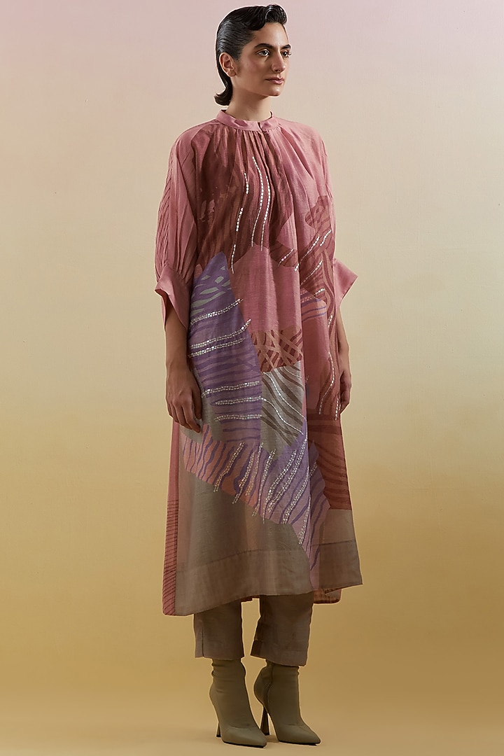 Dusty Pink Linen Silk Embellished Kurta Set by CLOS at Pernia's Pop Up Shop