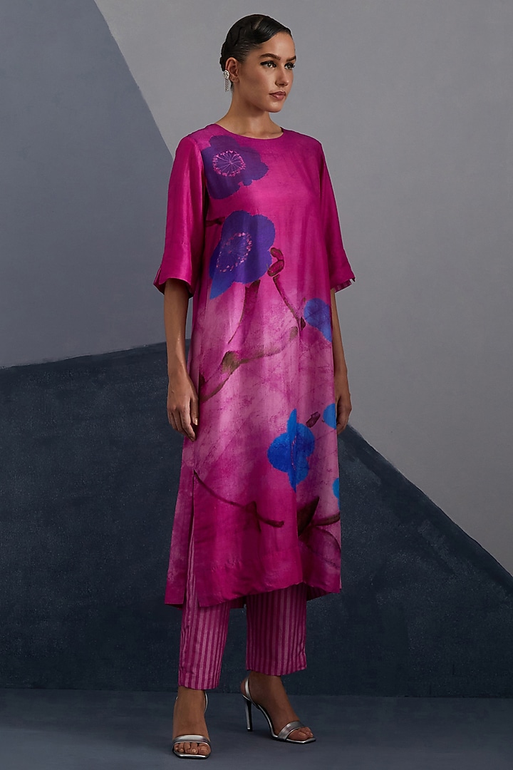 Magenta & Blue Dupion Silk Printed Kurta Set by CLOS at Pernia's Pop Up Shop