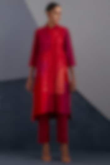 Vermilion & Fuchsia Dupion Silk Printed Tunic Set by CLOS at Pernia's Pop Up Shop