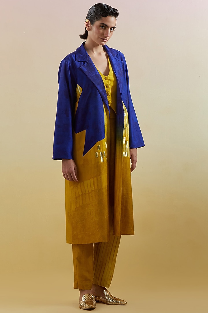 Azure & Amber Dupion Silk Printed Jacket Set by CLOS at Pernia's Pop Up Shop