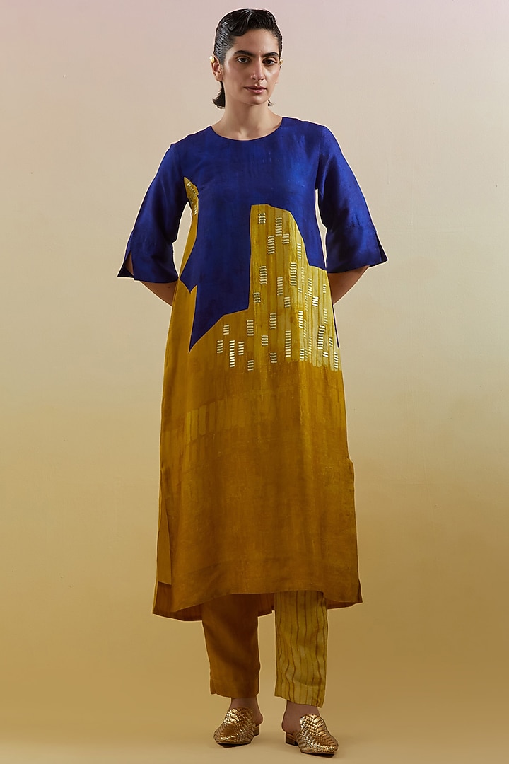 Azure & Amber Dupion Silk Printed Straight Kurta Set by CLOS at Pernia's Pop Up Shop