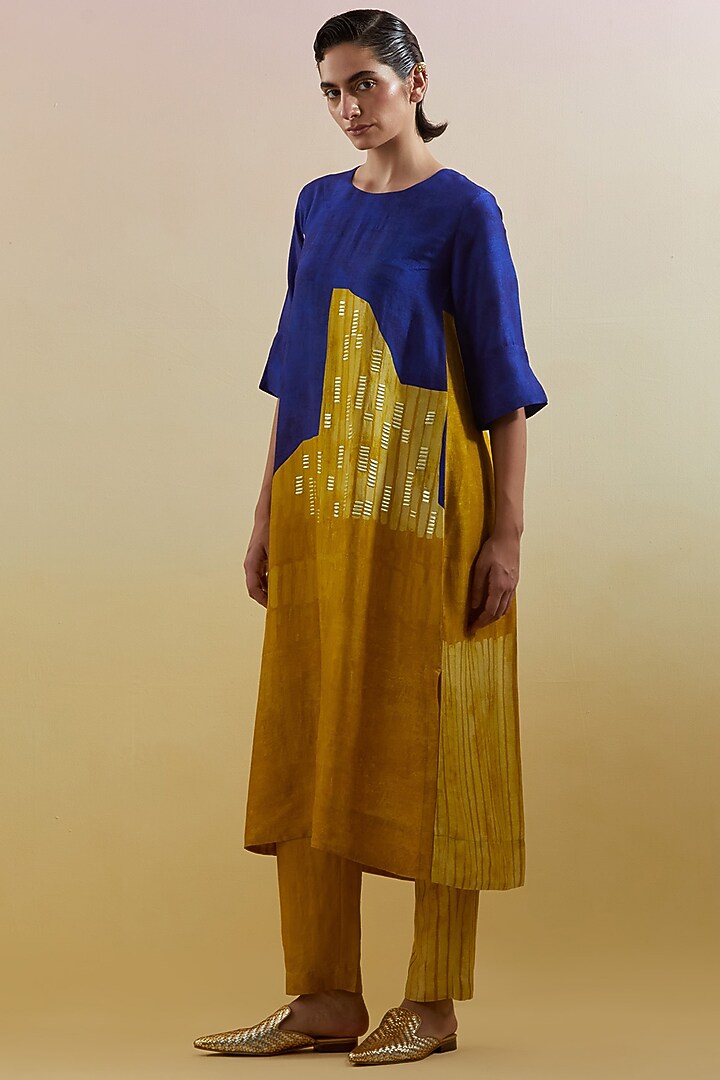 Azure & Amber Dupion Silk Printed Straight Kurta Set by CLOS at Pernia's Pop Up Shop