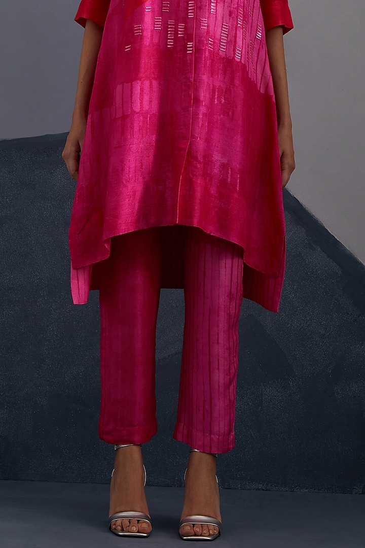 Vermilion & Fuchsia Dupion Silk Printed Tunic Set by CLOS at Pernia's Pop Up Shop