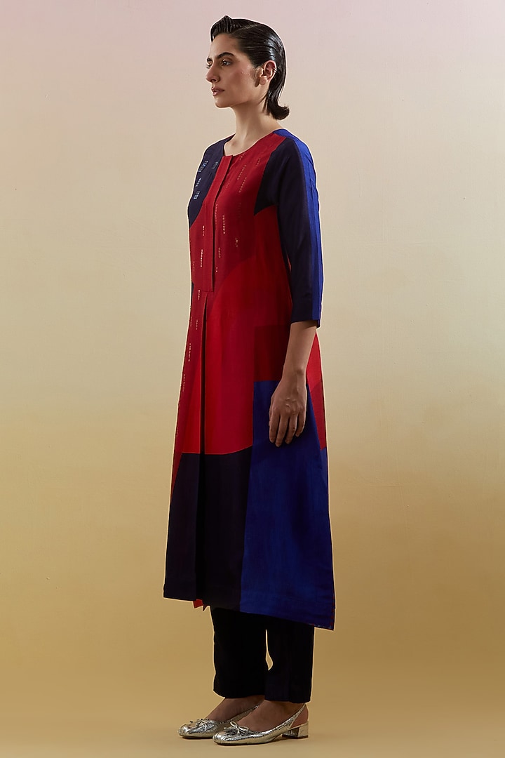 Navy Blue & Red Dupion Silk Printed Kurta Set by CLOS at Pernia's Pop Up Shop