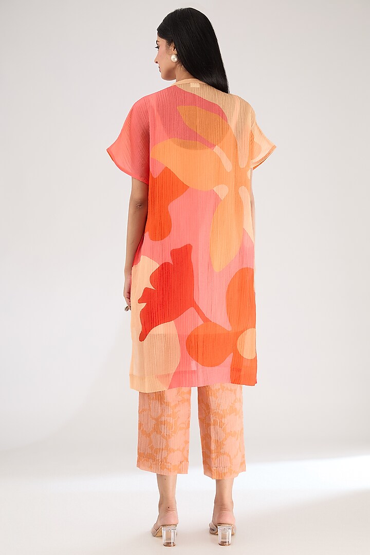 Peach Shimmer Cupro Abstract Printed Kurta Set by CLOS at Pernia's Pop Up Shop