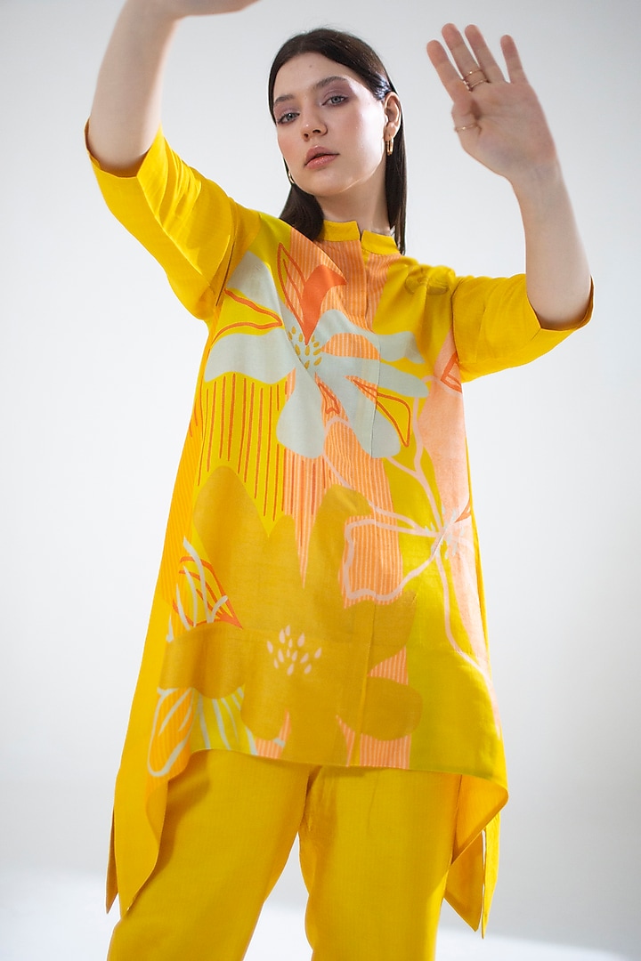 Yellow Dupion Silk Printed Kaftan Set by CLOS at Pernia's Pop Up Shop