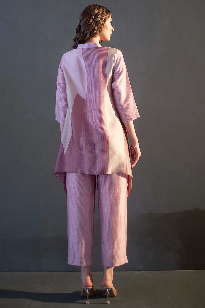 Mauve Pink Dupion Silk Printed Kaftan Set by CLOS at Pernia's Pop Up Shop